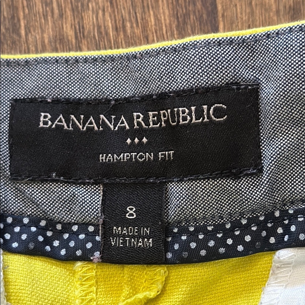 BANANA REPUBLIC Hampton Fit Yellow Shorts Size 8 - Picture 5 of 9